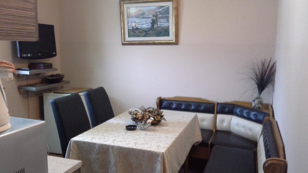Apartments Bogdanovic Котор Екстер'єр фото
